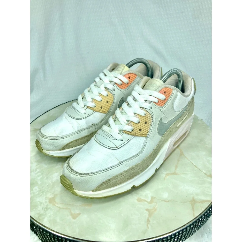 Nike Air Max 90 Low Top Shoes Women 8 White Tan Coral Streetwear Sporty Sneakers